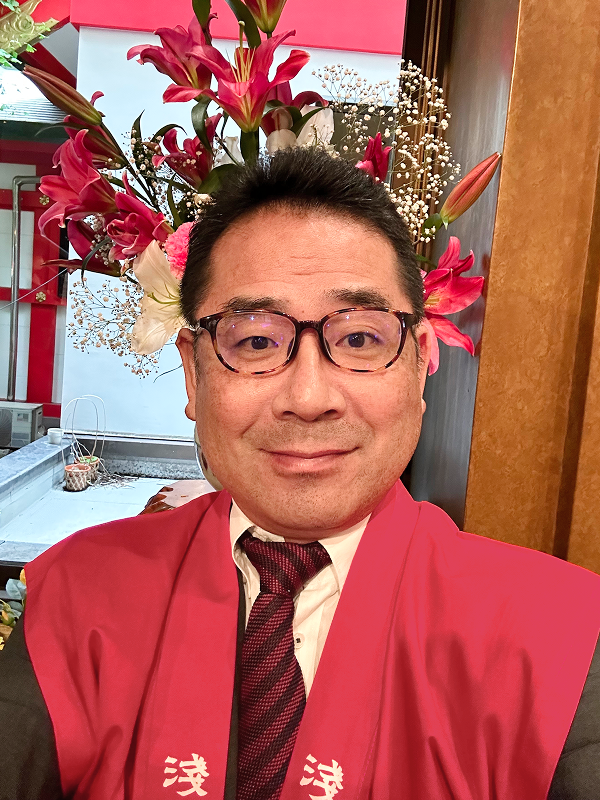 行事に参加する 代表 坂口の写真